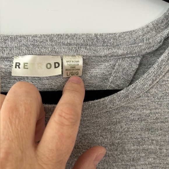 Gray casual long sleeve T - Picture 2 of 3